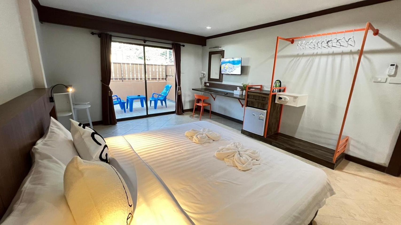 ホテル My Friend'S House Karon エクステリア 写真